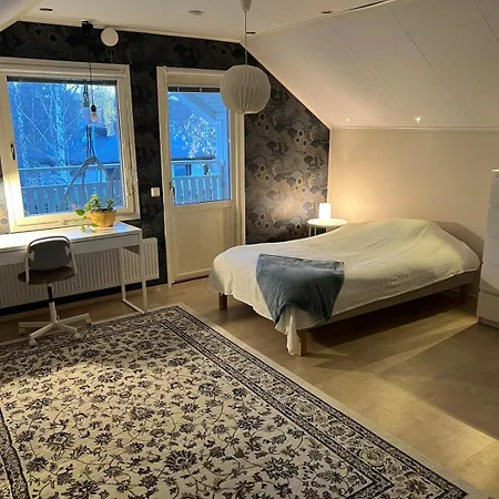 Samperi - Atmospheric And Spacious House Villa