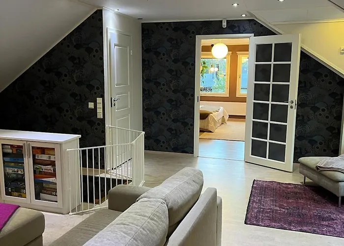 Samperi - Atmospheric And Spacious House