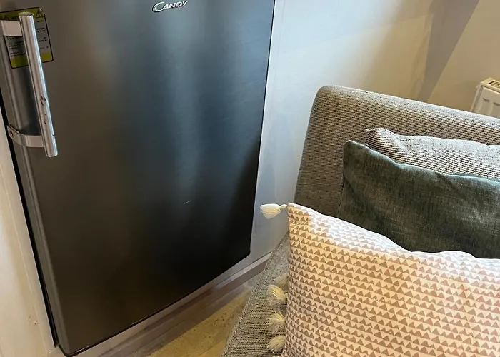 וילה Samperi - Atmospheric And Spacious House רובניימי