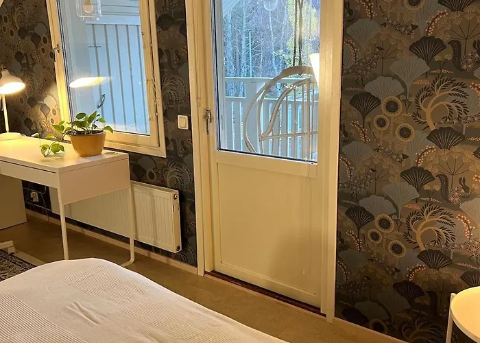 וילה Samperi - Atmospheric And Spacious House רובניימי