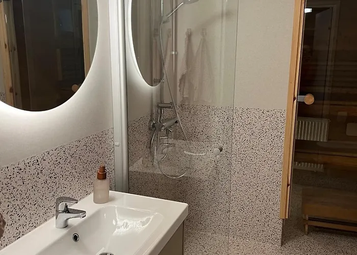 וילה Samperi - Atmospheric And Spacious House